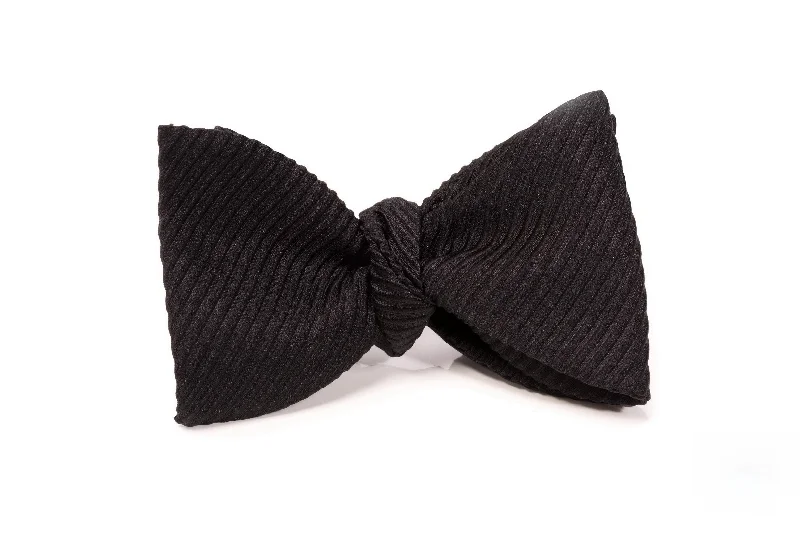 slim silk necktie designs for formal events-Black Butterfly Wide Rib Grosgrain Bow Tie