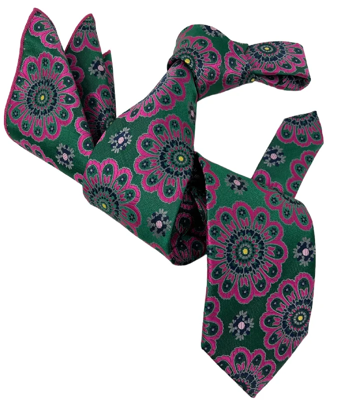 stylish necktie sets for weddings-DMITRY 7-Fold Men's Green/Fuchsia Patterned Italian Silk Tie & Pocket Square Set