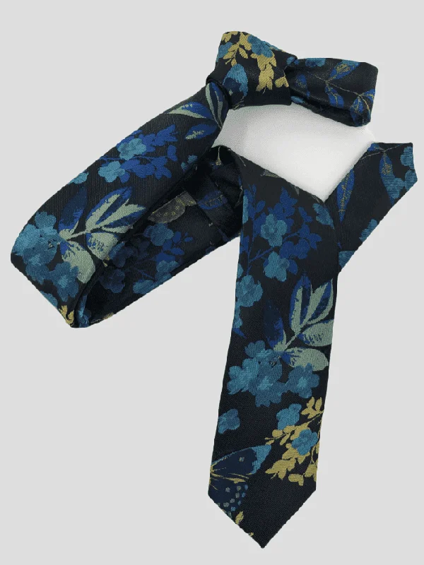 stylish wedding necktie ideas for men-DMITRY Black Patterned Italian Silk Skinny Tie